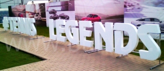 Напольные буквы